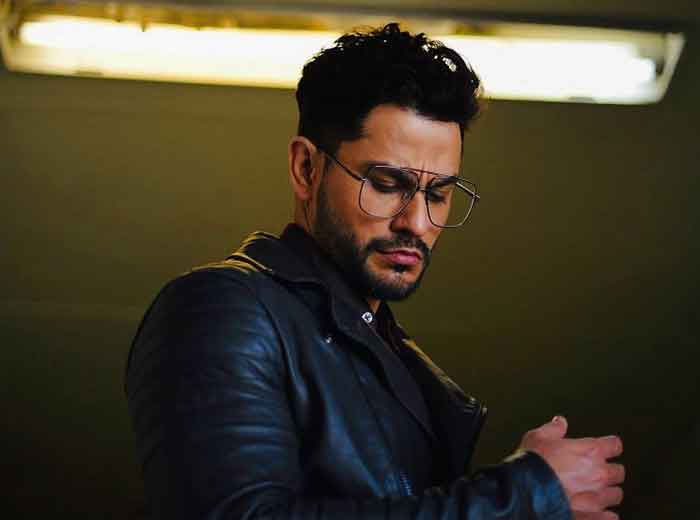 Kunal Khemu Photos Biography Age Videos Instagram Wiki Movies Neeru