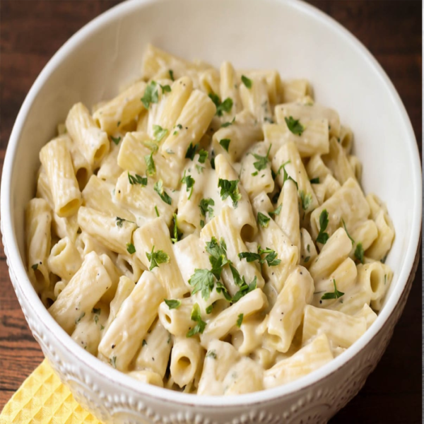 Creamy White Sauce Veg Pasta