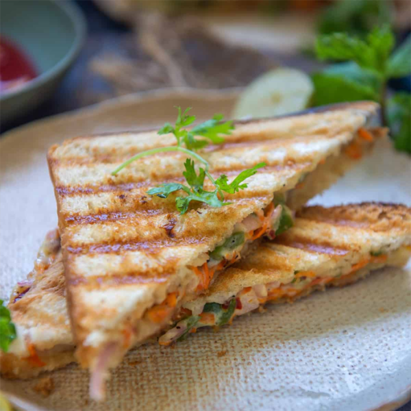 Veg Mayo Grilled Sandwich